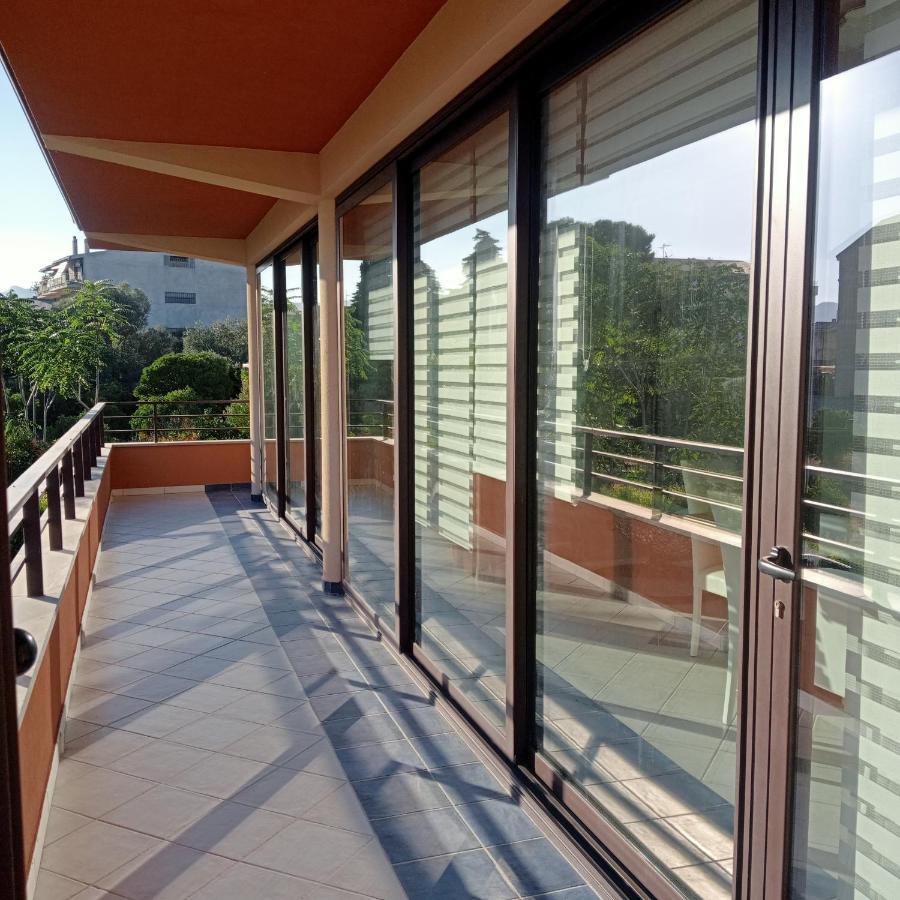 Appartamento 5 Palme Siderno Exteriör bild